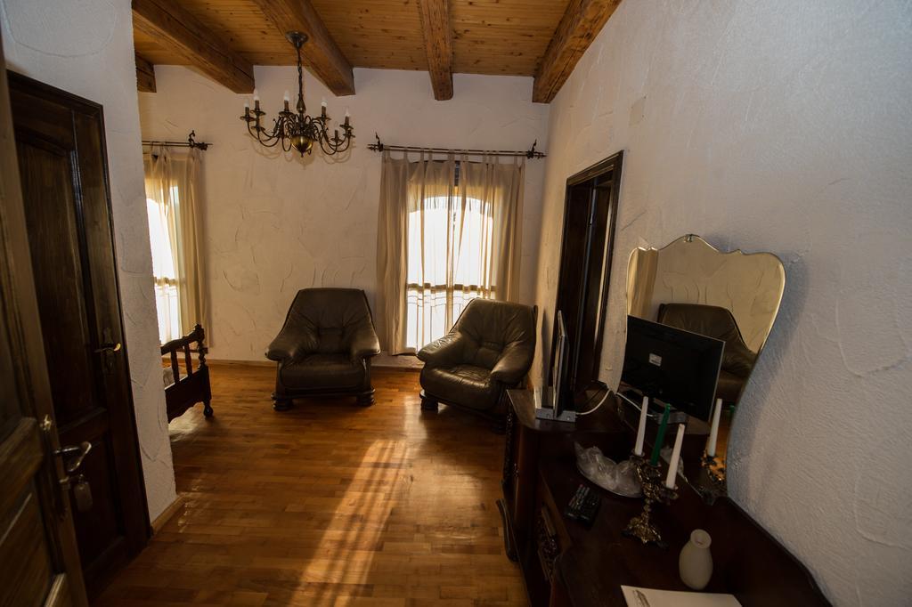 Hanul Moara Cu Noroc Ineu  Bagian luar foto
